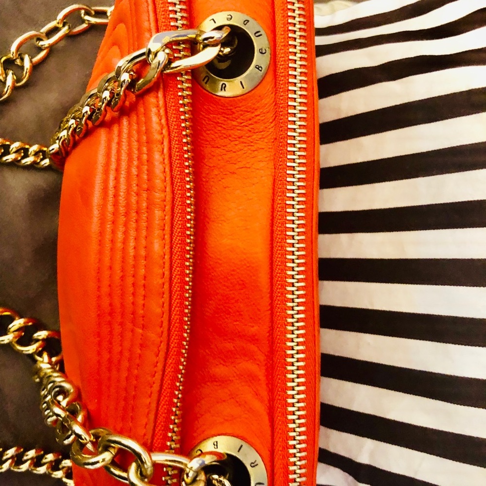 ❌SOLD❌Henri Bendel Handbag - Picture 3 of 8